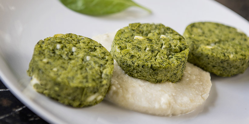 Gnocchi di farina di mais con spinaci